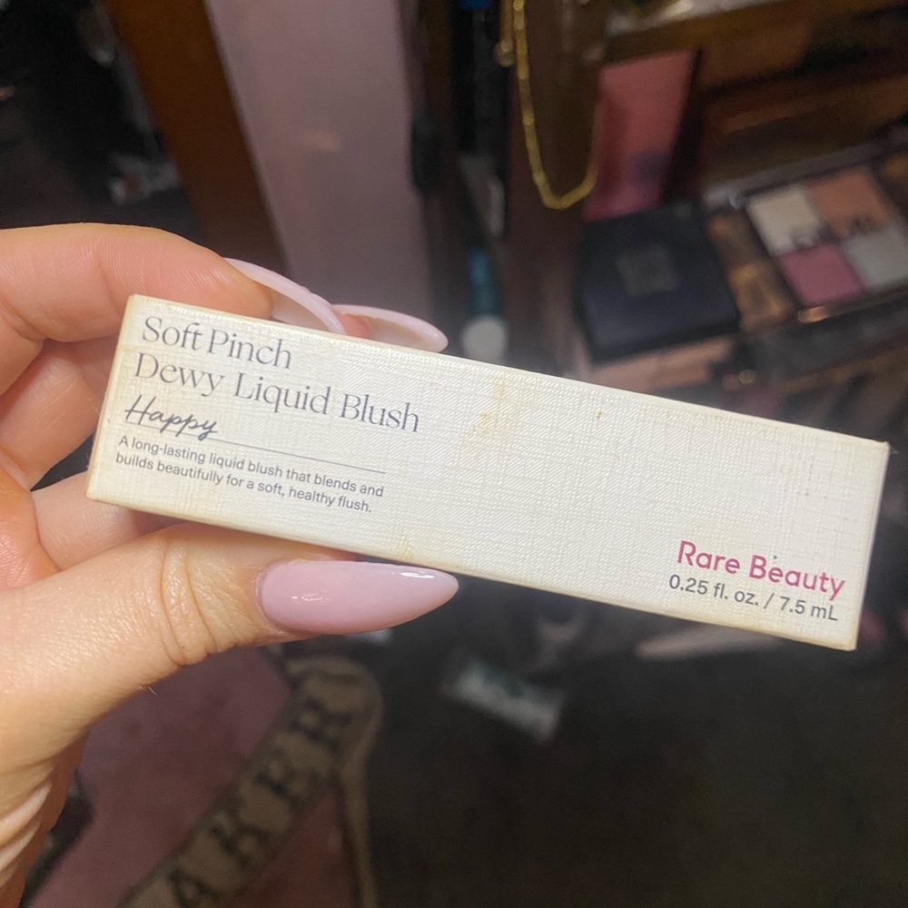 Rare beauty liquid blush in HAPPY
